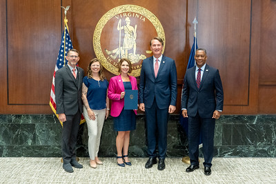 Governor Youngkin and Secretary Crenshaw at military bill signing